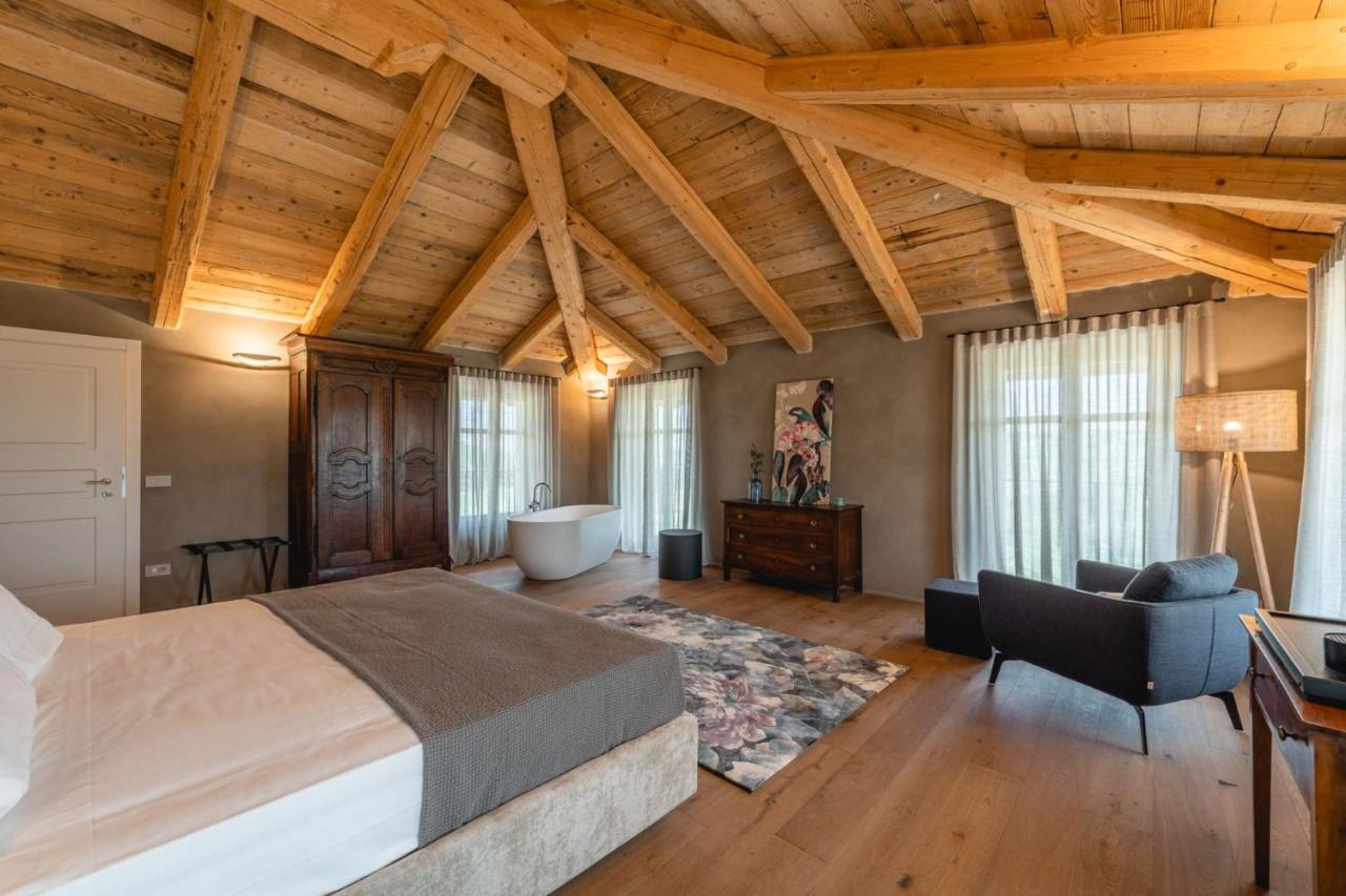 Monvi Wine Relais Farm stay Costigliole d'Asti