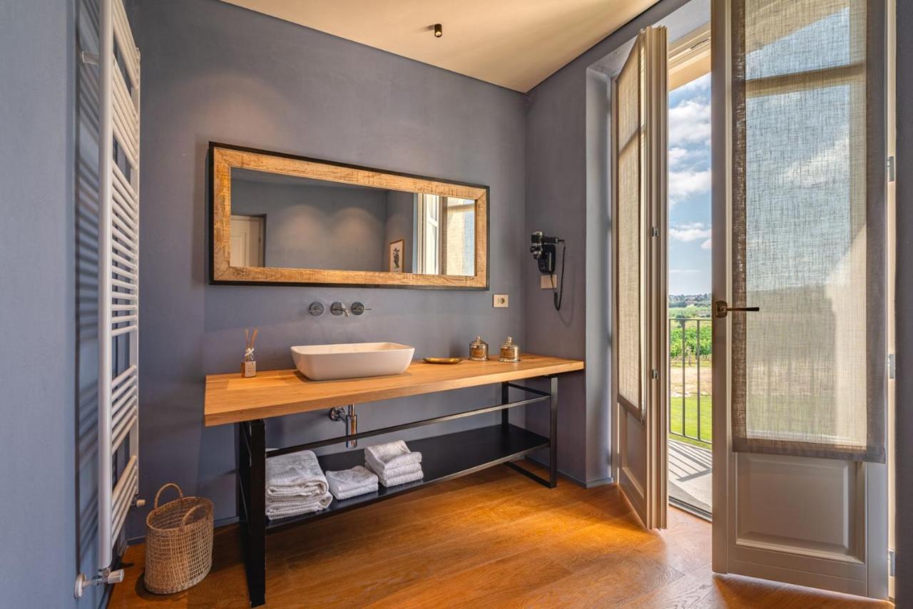 Farm stay Monvi Wine Relais Costigliole d'Asti