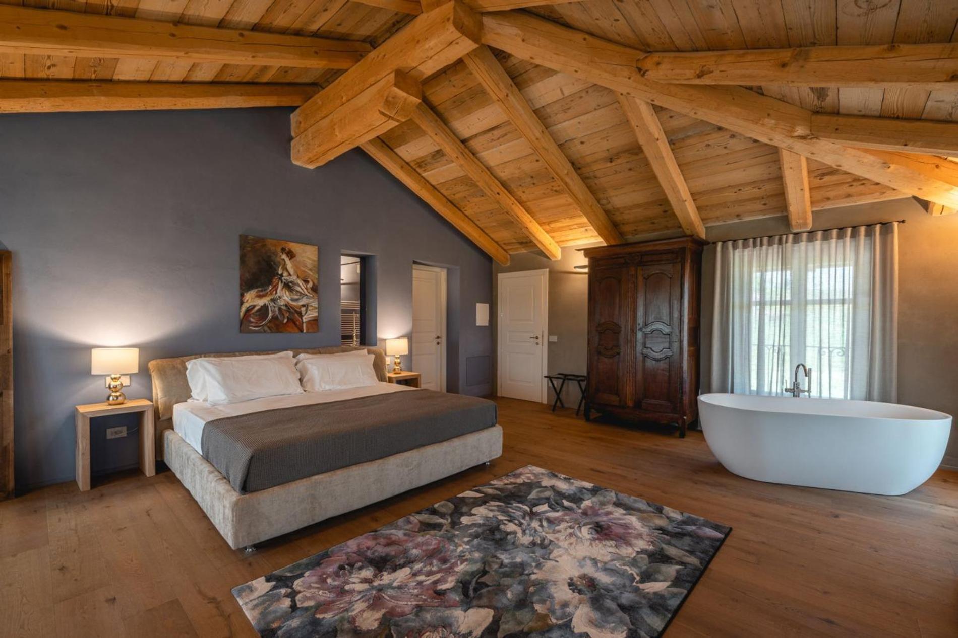 Monvi Wine Relais Costigliole d'Asti